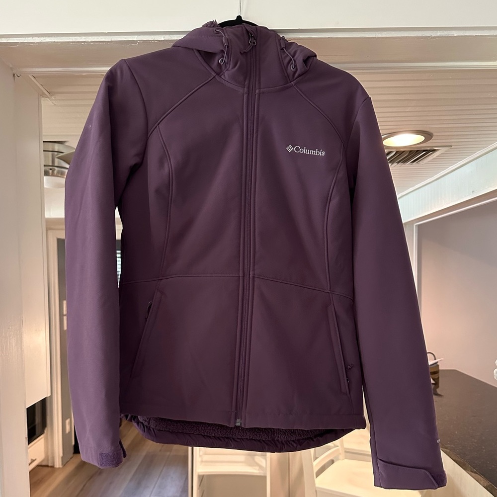 Columbia women’s fleece lined jacket